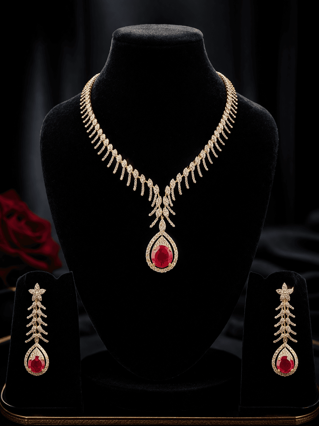 Crimson Royale Diamond Set